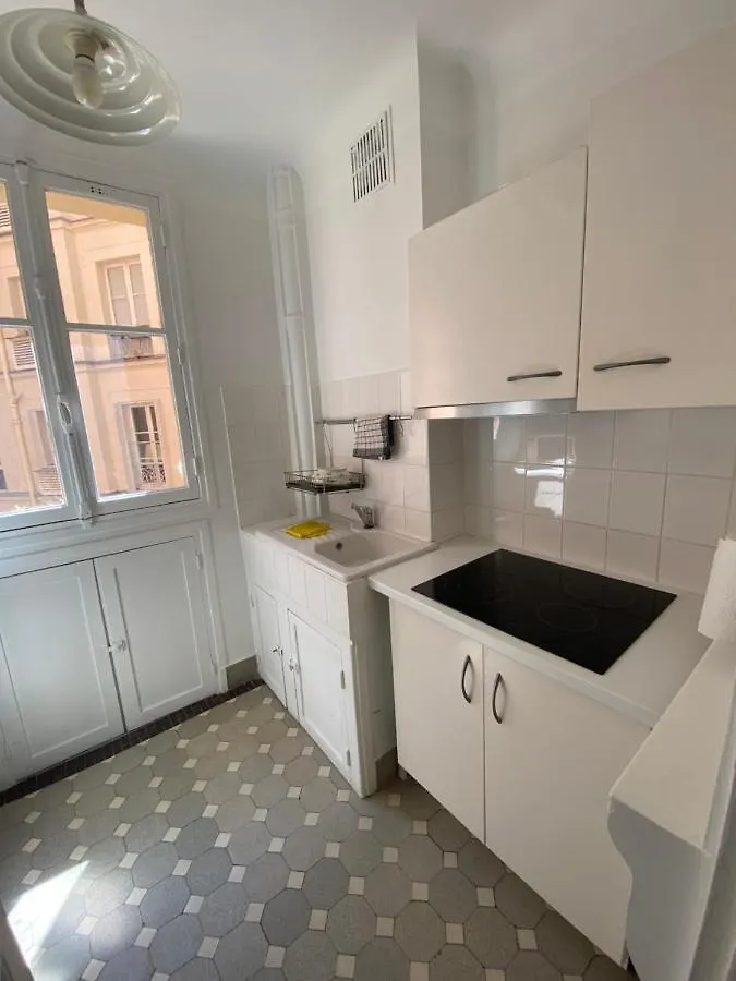 Magnifique Appartement Parisien Au Pied De La Tour Eiffel City Center 0*, Paris